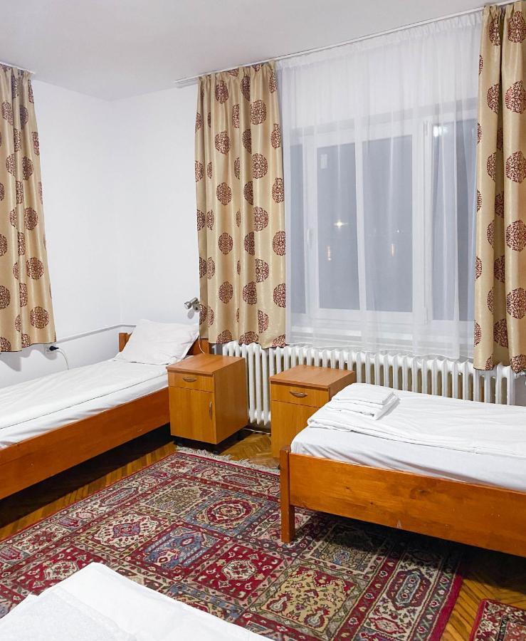 Casa Zana Buna Gherla Luaran gambar