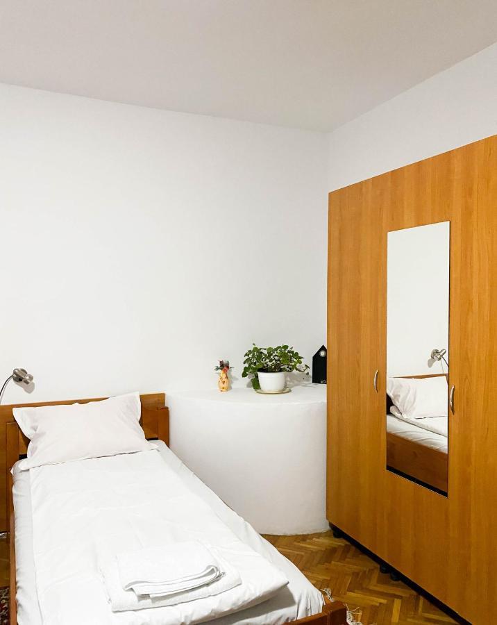Casa Zana Buna Gherla Luaran gambar