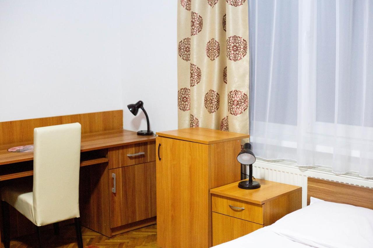 Casa Zana Buna Gherla Luaran gambar